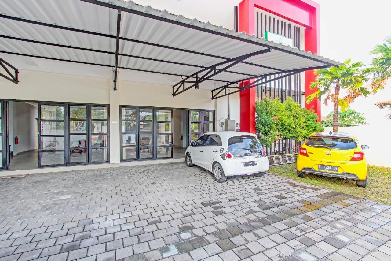 Capital O 91377 Mk Prime Syariah Hotel Semarang Kültér fotó