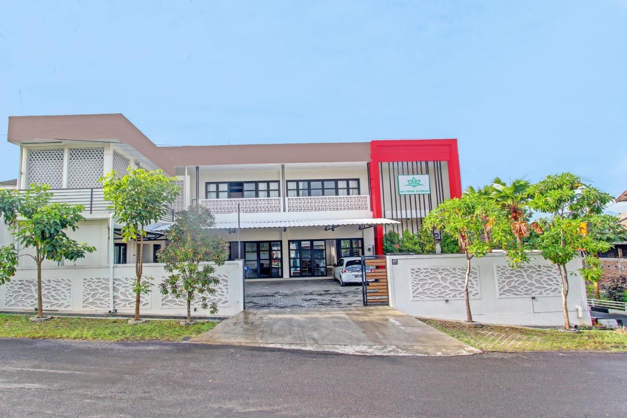 Capital O 91377 Mk Prime Syariah Hotel Semarang Kültér fotó