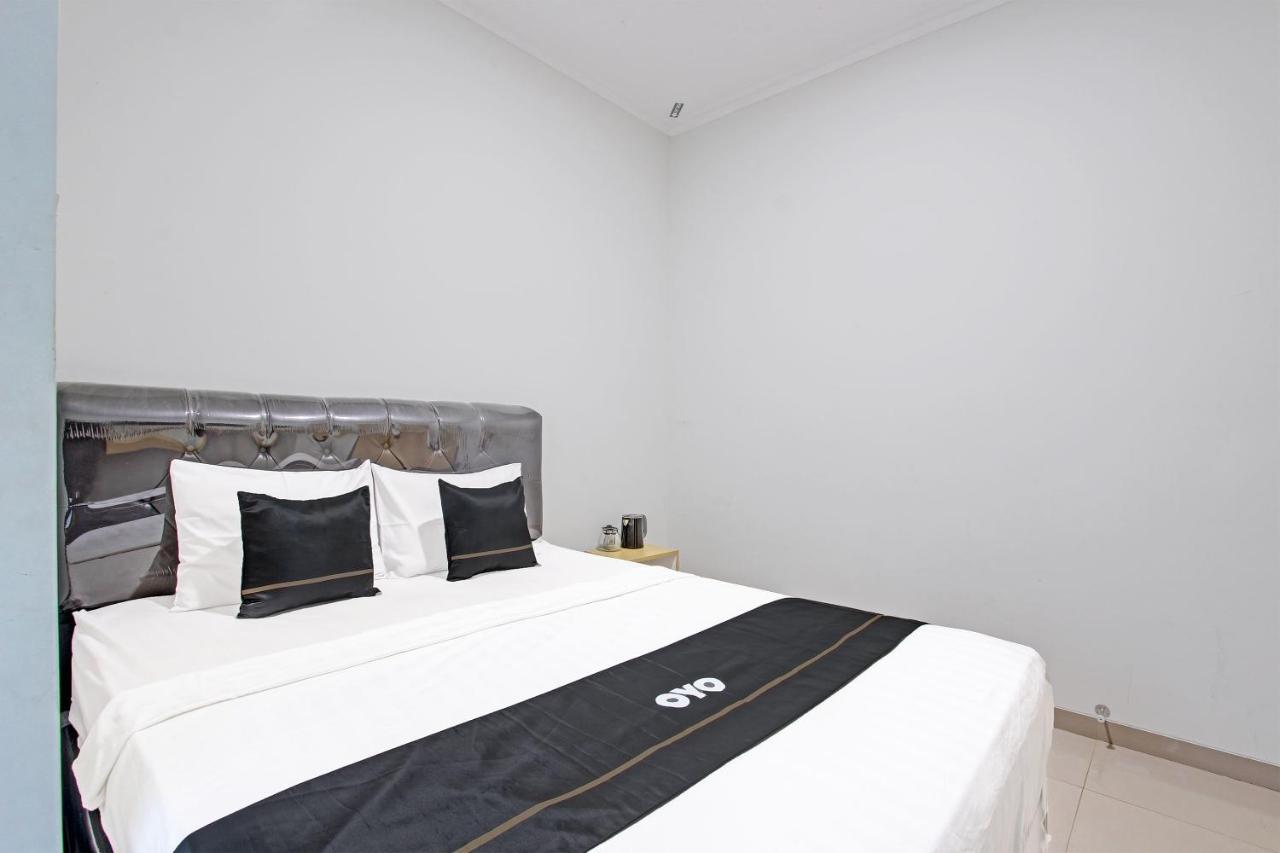 Capital O 91377 Mk Prime Syariah Hotel Semarang Kültér fotó